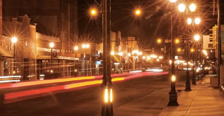 How to Avoid Outdoor Lighting Glare Risks: The Ultimate Guide